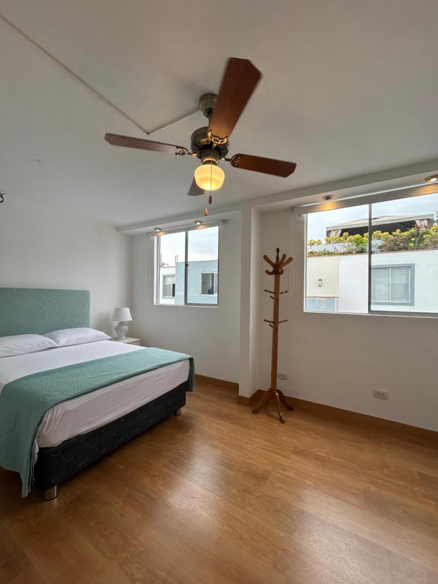 Mar Private Rooms Лима Екстериор снимка