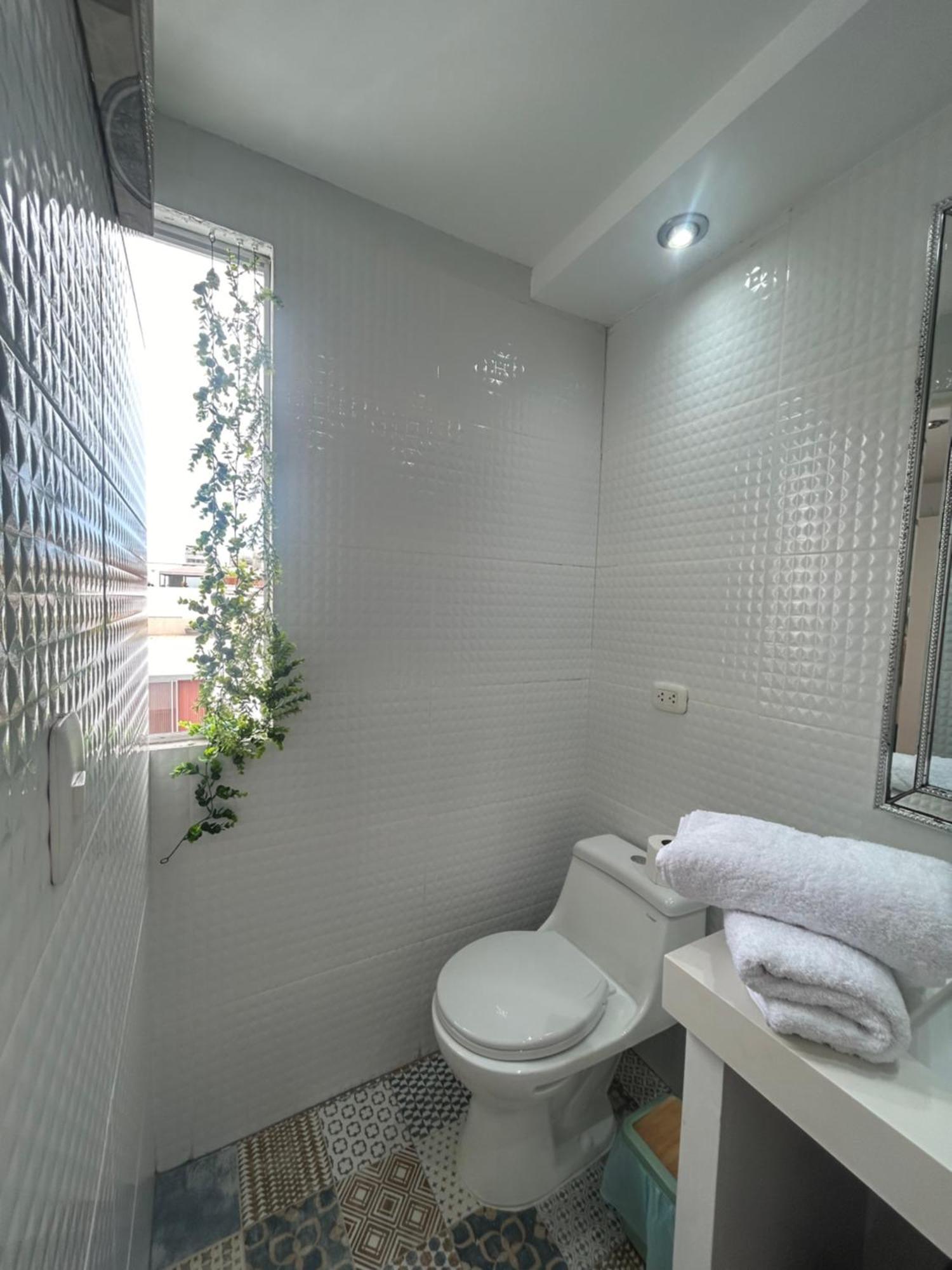Mar Private Rooms Лима Екстериор снимка