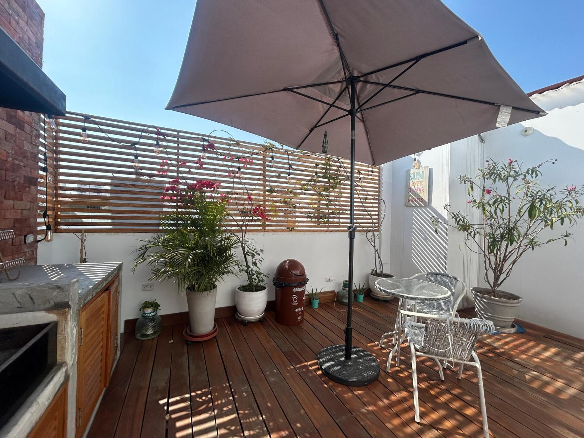 Mar Private Rooms Лима Екстериор снимка